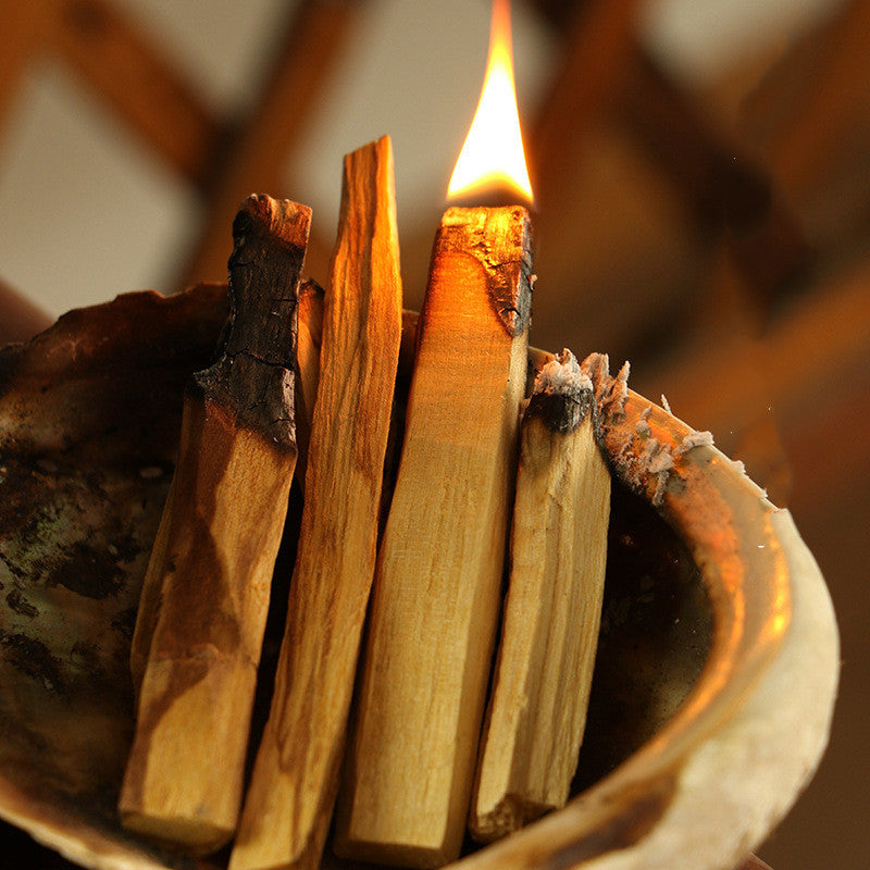“¡Descubre la Magia Peruana! Leños Sagrados de Palo Santo: Aromaterapia Natural para Espacios Sagrados, Meditación y Energía Espiritual.”